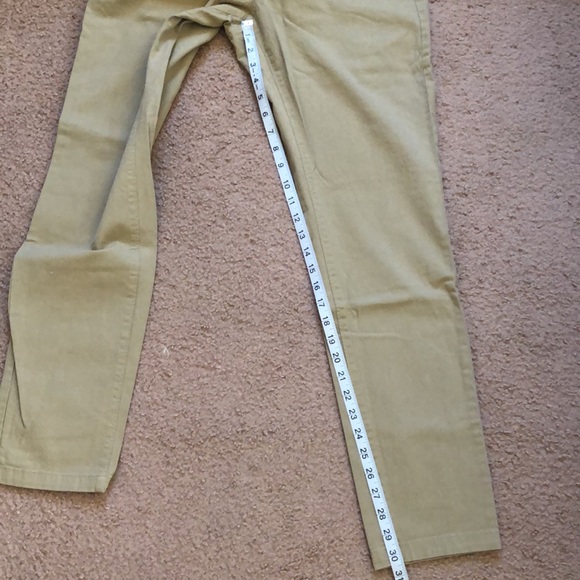 Old Navy - Picture 5 of 12